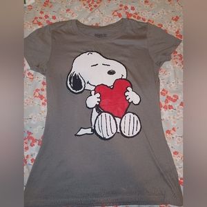 Snoopy shirt